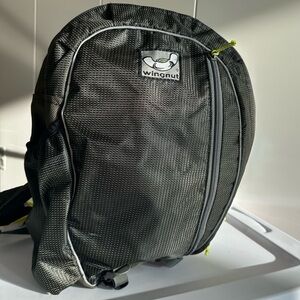 Wingnut backpack with water access.like new.
